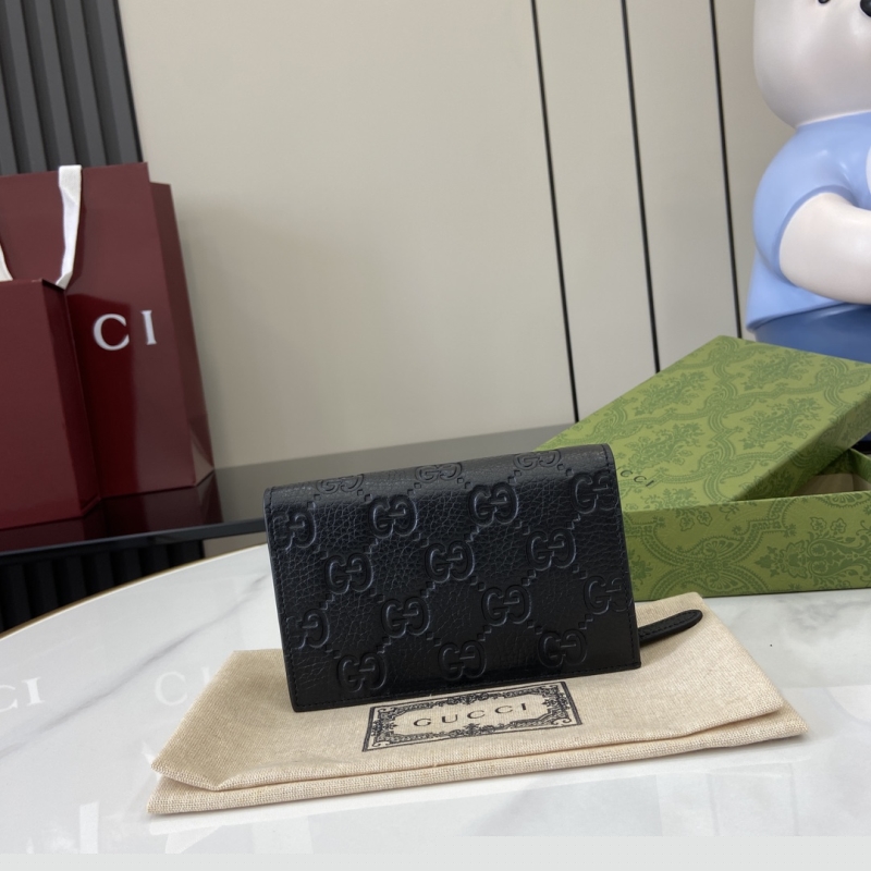 G*u*i wallets & purse